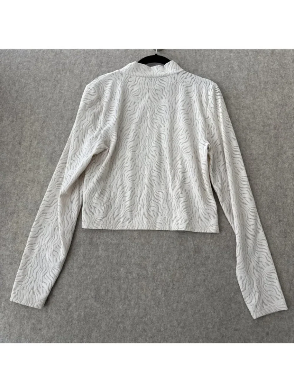 Babaton‎ Aritzia Shapelace Mock Neck Top Womens XL Ivory Cropped Long Sleeve